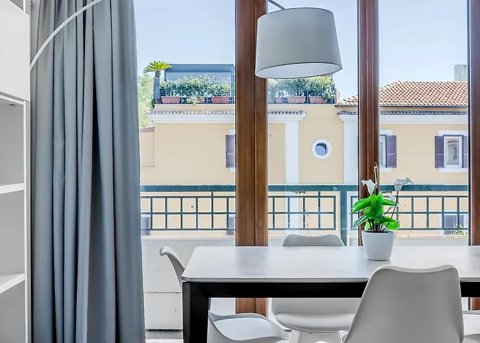 La Casa Del Tomo - Metro A - Parcheggio Privato - 6 Ospiti * Rzym